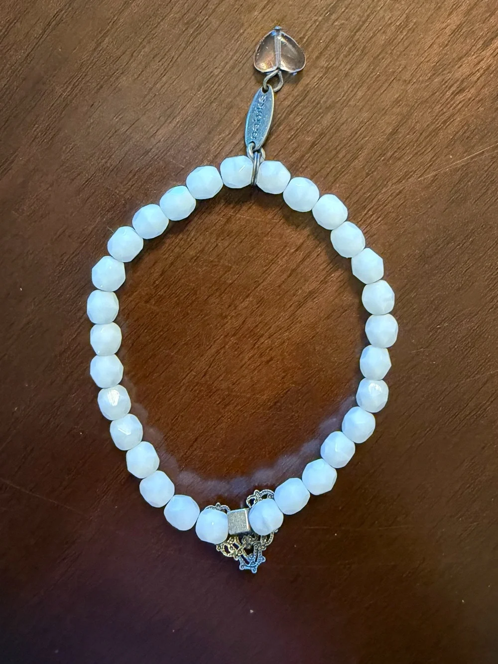 Sabika White Beaded Bracelet with Delicate Heart Charm